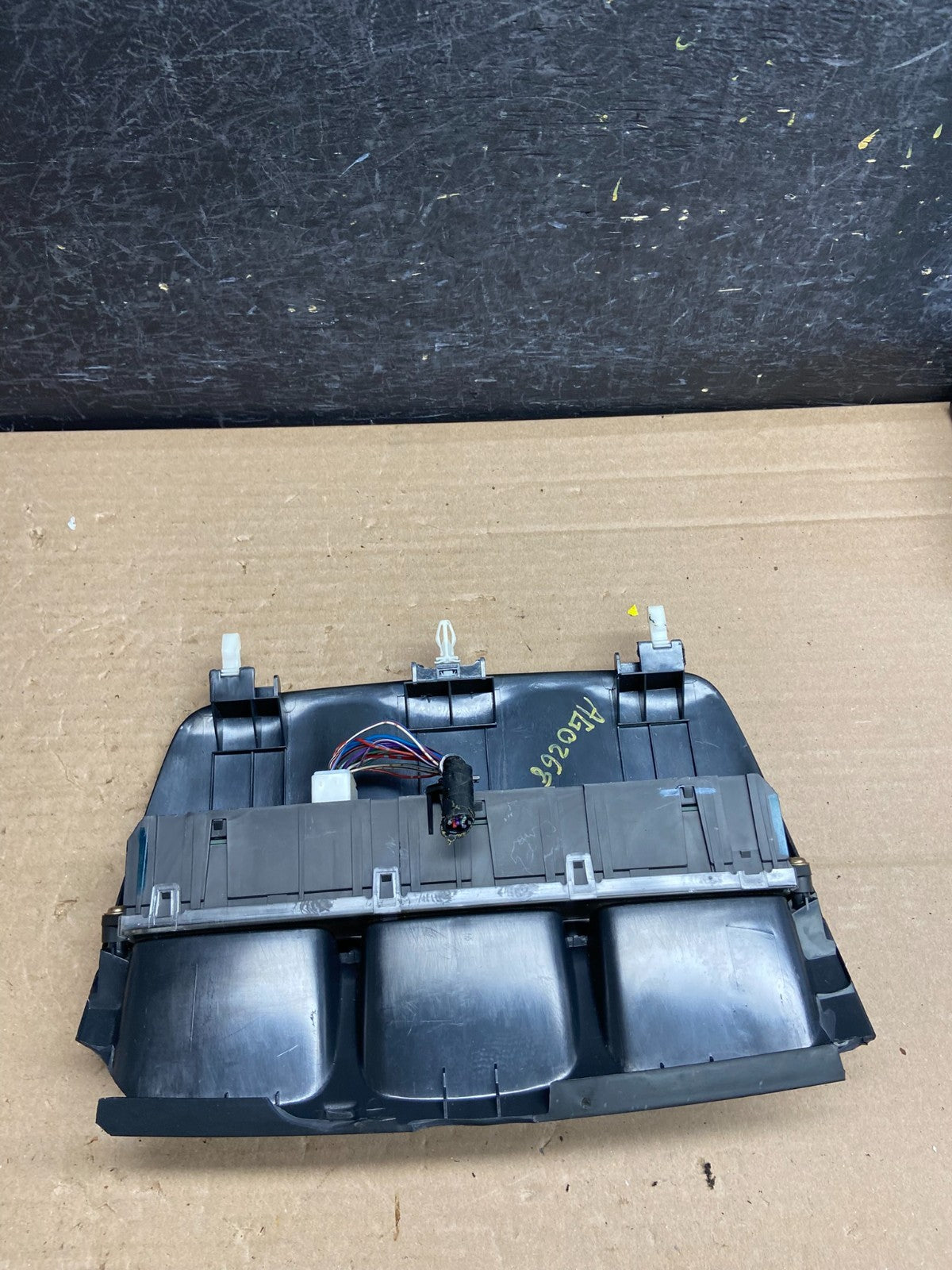 2004-2008 Toyota Solara Center Dash Clock Trim Bezel AG0268 DG6