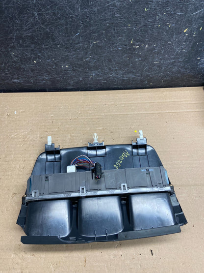 2004-2008 Toyota Solara Center Dash Clock Trim Bezel AG0268 DG6