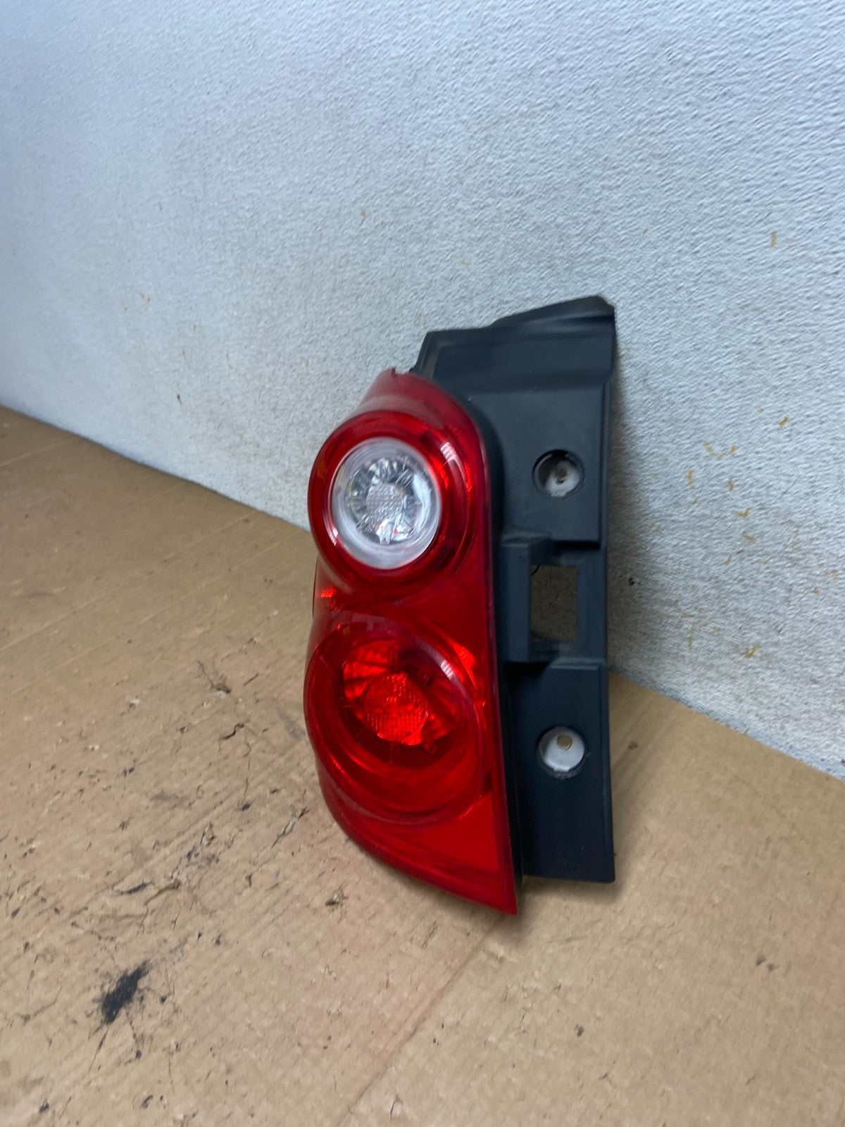 2010 to 2015 Chevrolet Equinox Left Driver Lh Side Tail Light AI9172 LK1