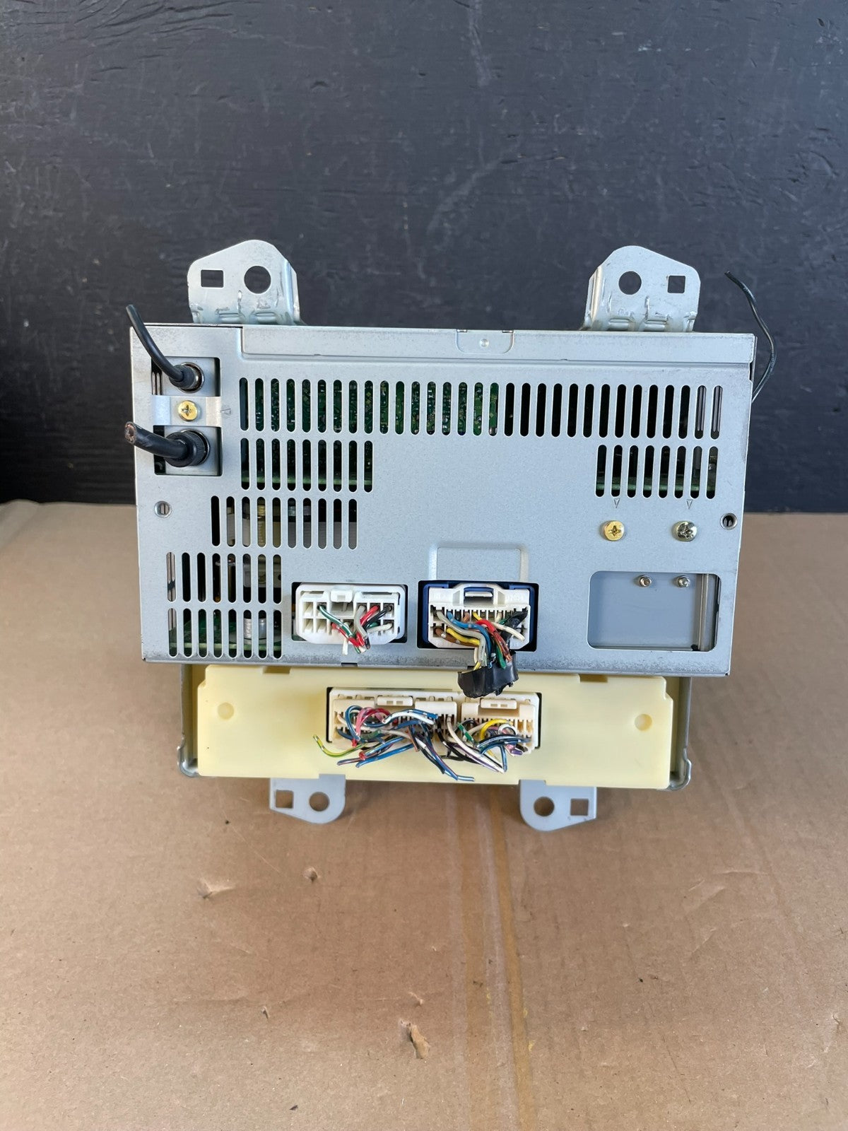 2000 2001 Lexus Es300 Radio Receiver Tape Climate Control A/C AD5938 DG8