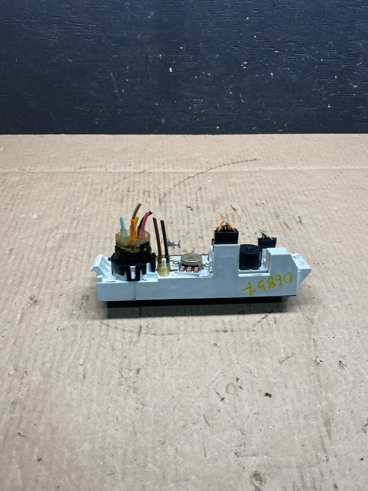 2001 - 2007 GMC Chevrolet Express 1500 Climate Control A/C O6857 DG5