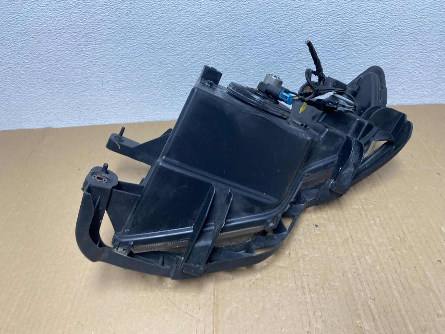 2007 to 2010 Ford Edge Right Passenger RH Halogen Headlight AB8150 DW7