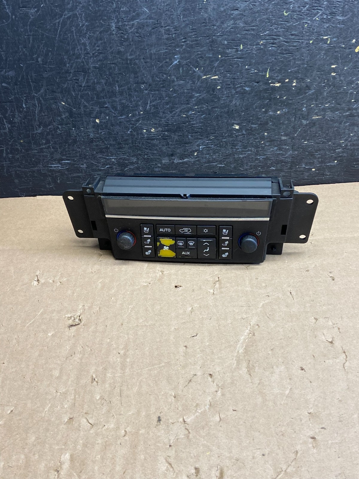 2007 to 2011 Cadillac Escalade AC Heater Climate Control Panel AI6379 DG0