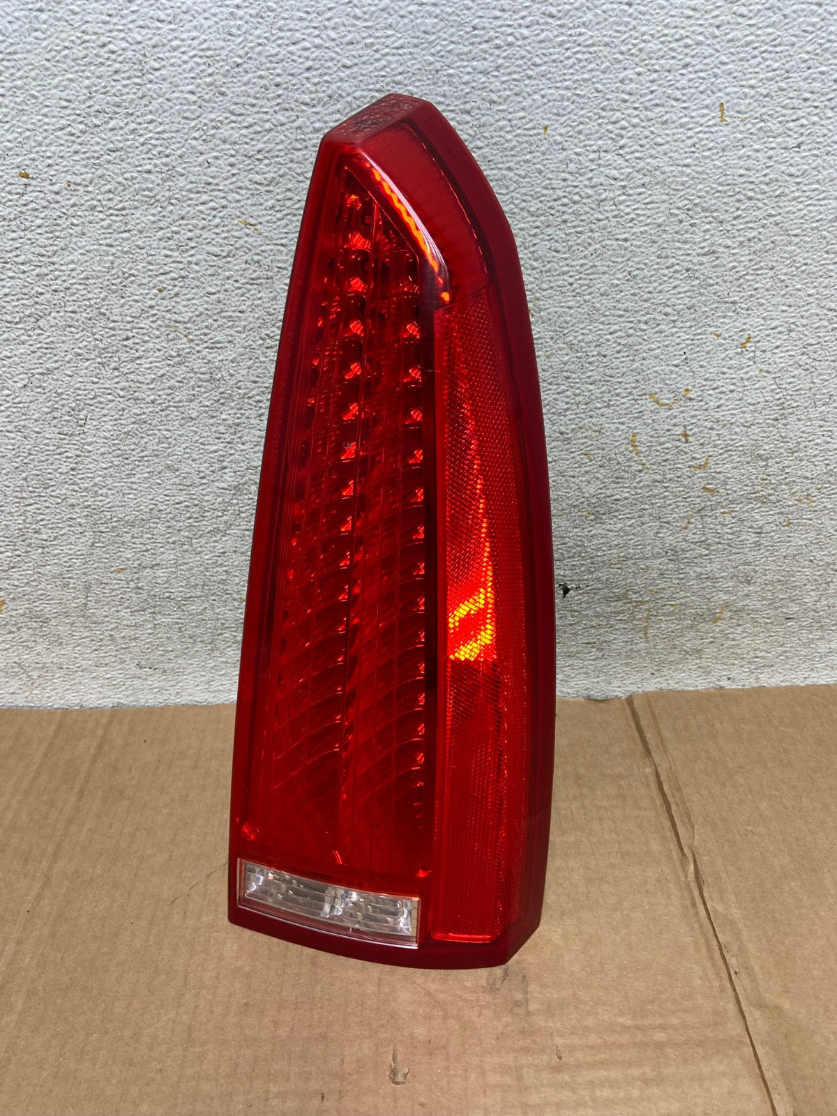 2006 to 2011 Cadillac DTS Right Passenger Rh Side LED Tail light AI3756 LK0