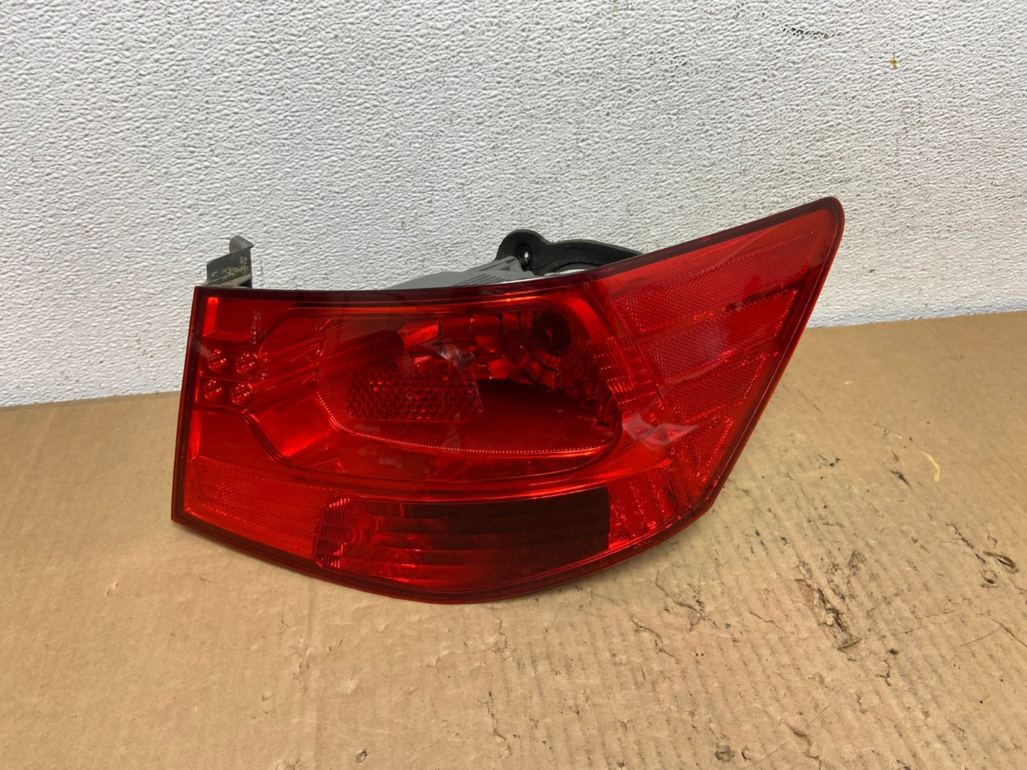2010-2013 Kia Forte Right Passenger RH Side Tail Light AD2391 LK0
