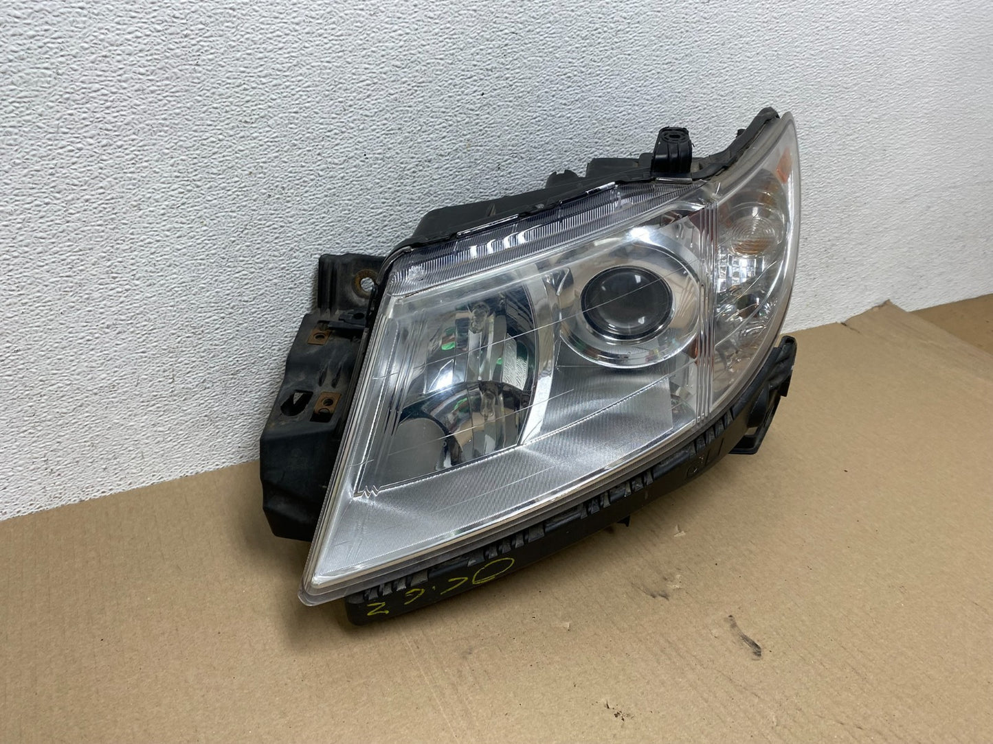 2008 - 2014 Subaru Tribeca Left Driver LH Side Halogen Headlight AE6906 DW2