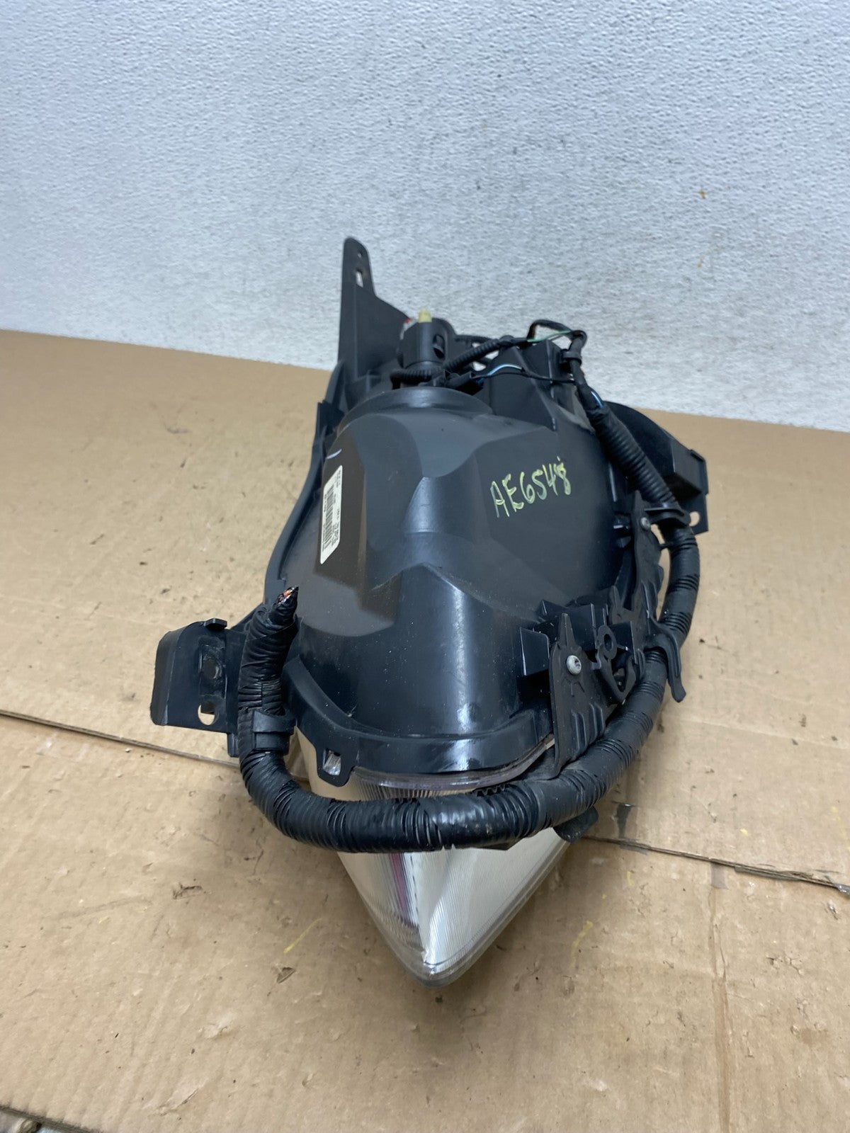 Sedan 2010 2011 2012 Nissan Altima Headlight Right Passenger Rh AE6548 DW9