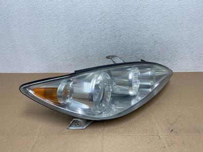 2005 to 2006 Toyota Camry Right Passenger RH Halogen Headlight AE6659 DW2