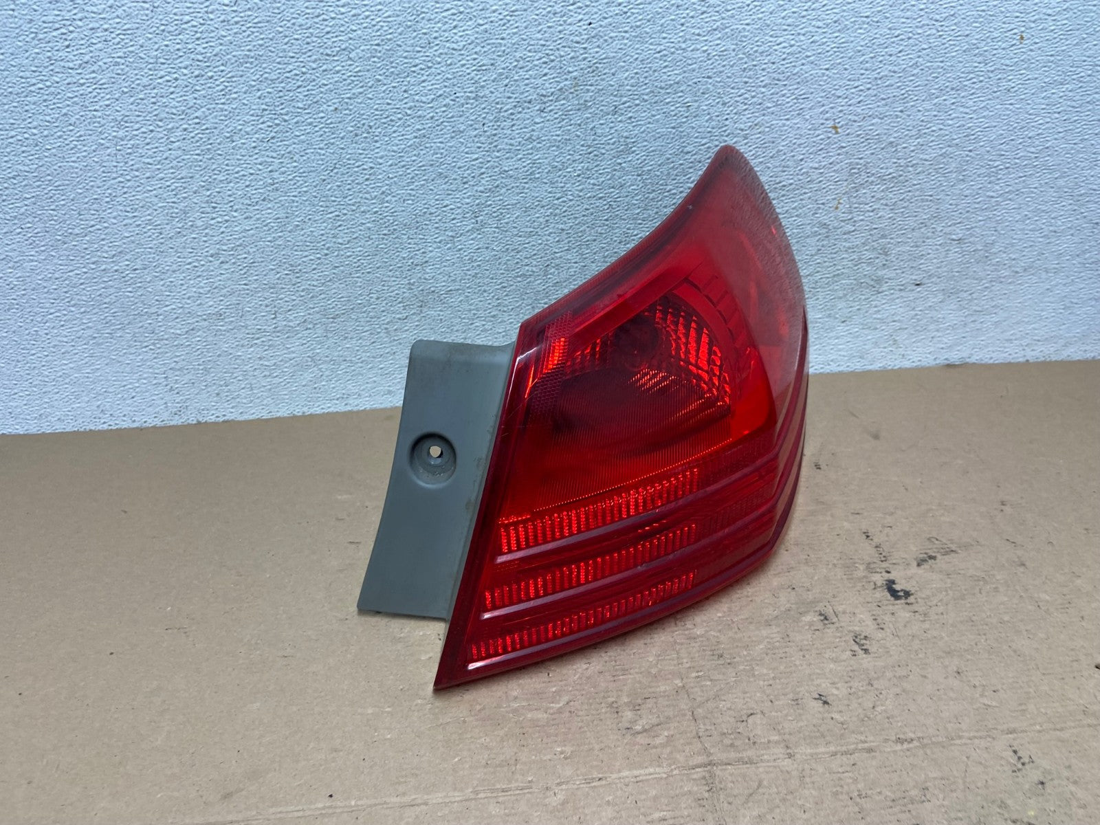 2008 to 2015 Nissan Rogue Right Passenger Rh Side Tail Light AF4759 LK2