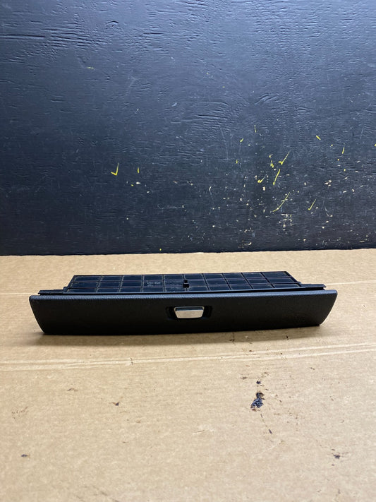 2010-2014 BMW 550i GT F07 Center Dash Tray Coin Storage  OEM W6491 DG0