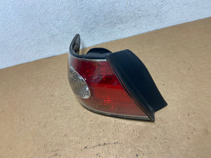 2002 to 2004 Lexus ES300 ES330 Left Driver Side Tail Light AD4710 LK1