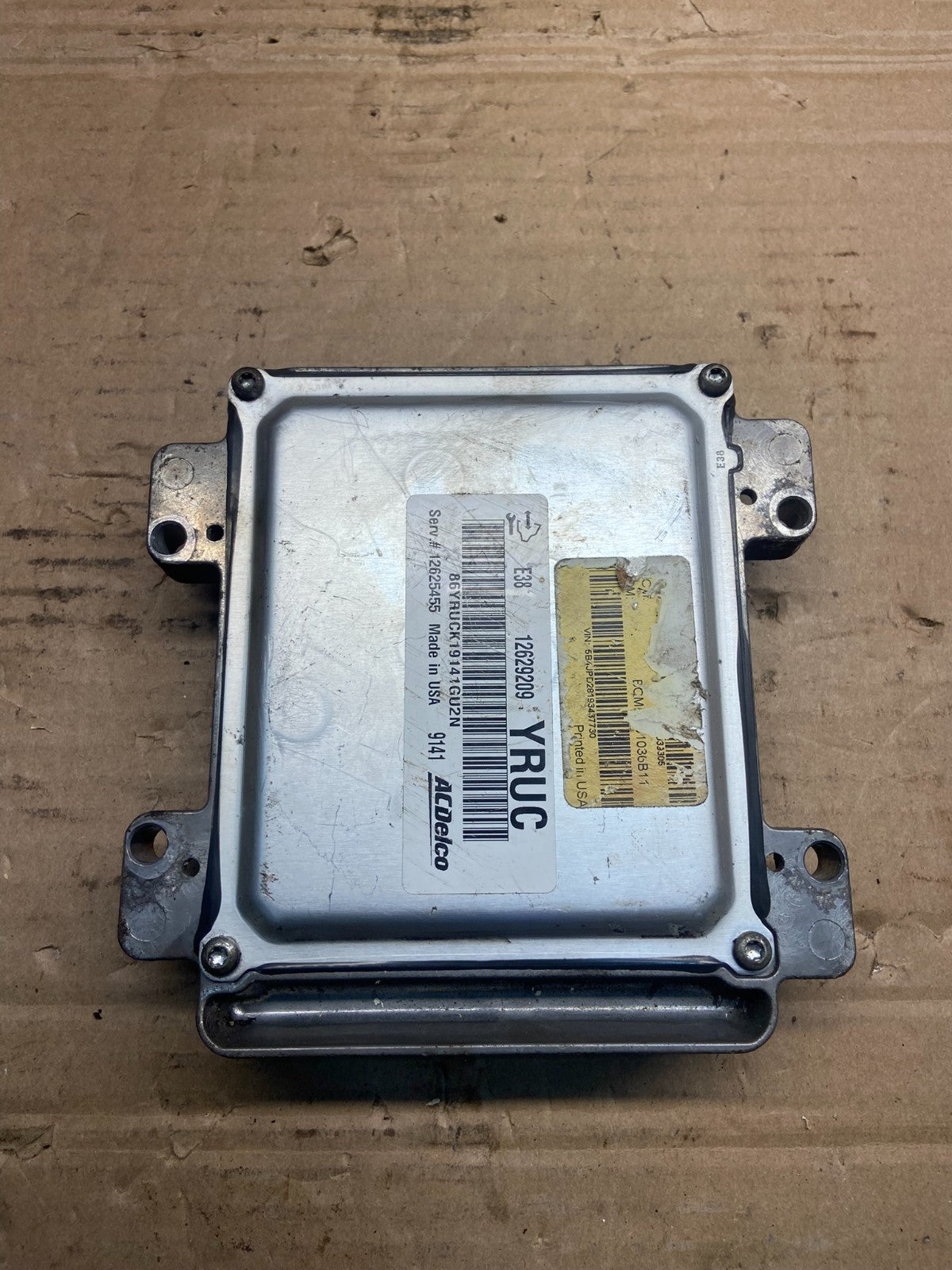 2009 2010 Cadillac Escalade Engine Control Module ECM ECU ae2437DG1