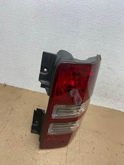 2008 to 2012 Jeep Liberty Right Passenger RH Side Tail Light AE9293 LK2