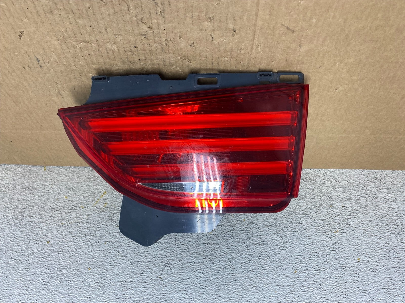 2010-2013 BMW F07 5 Gran Turismo GT Right Passenger Rh Inner Tail Light O7424 DW0