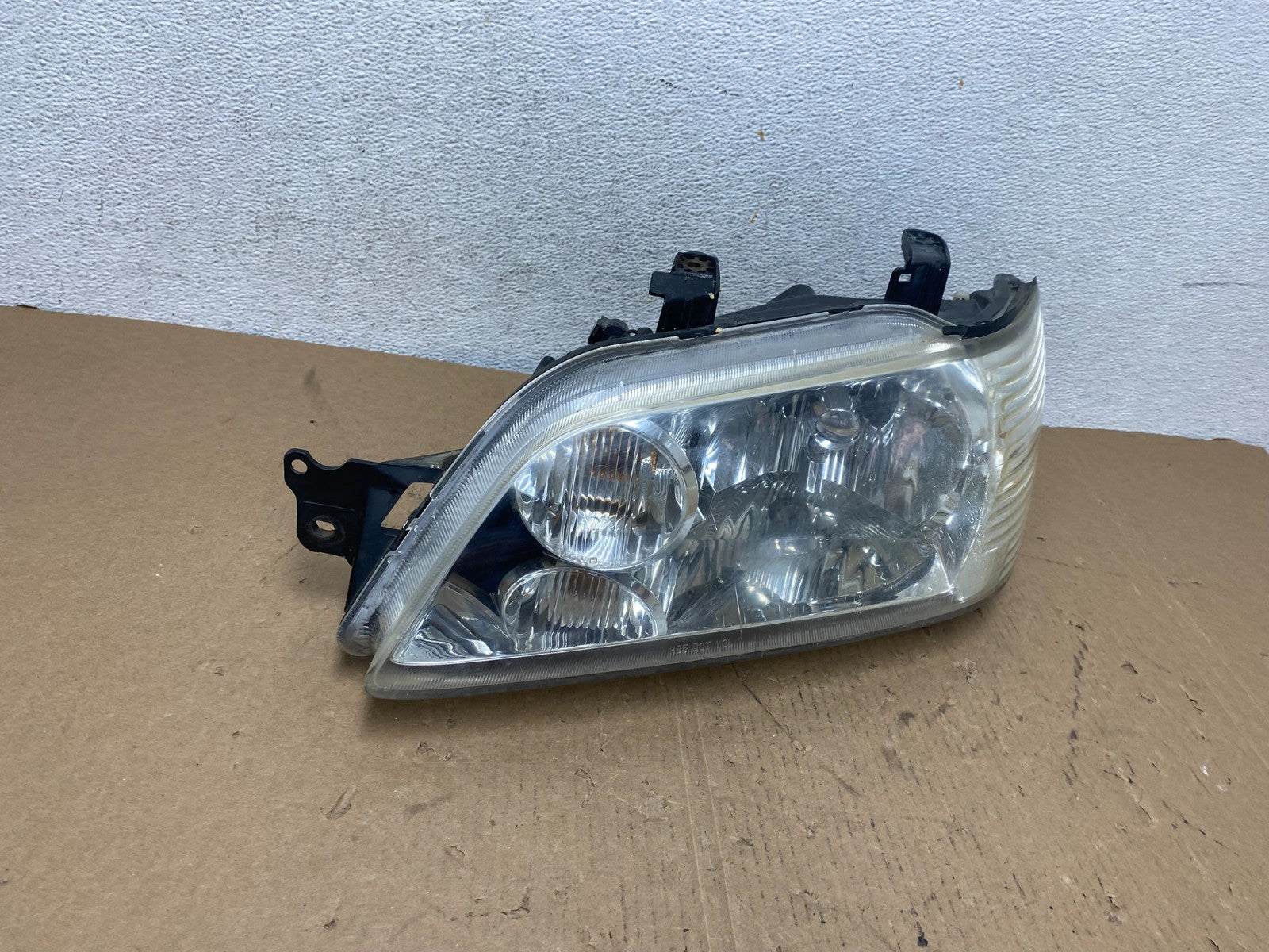 2002 - 2003 Mitsubishi Lancer Left Driver LH Side Headlight Halogen AD8039 DW2