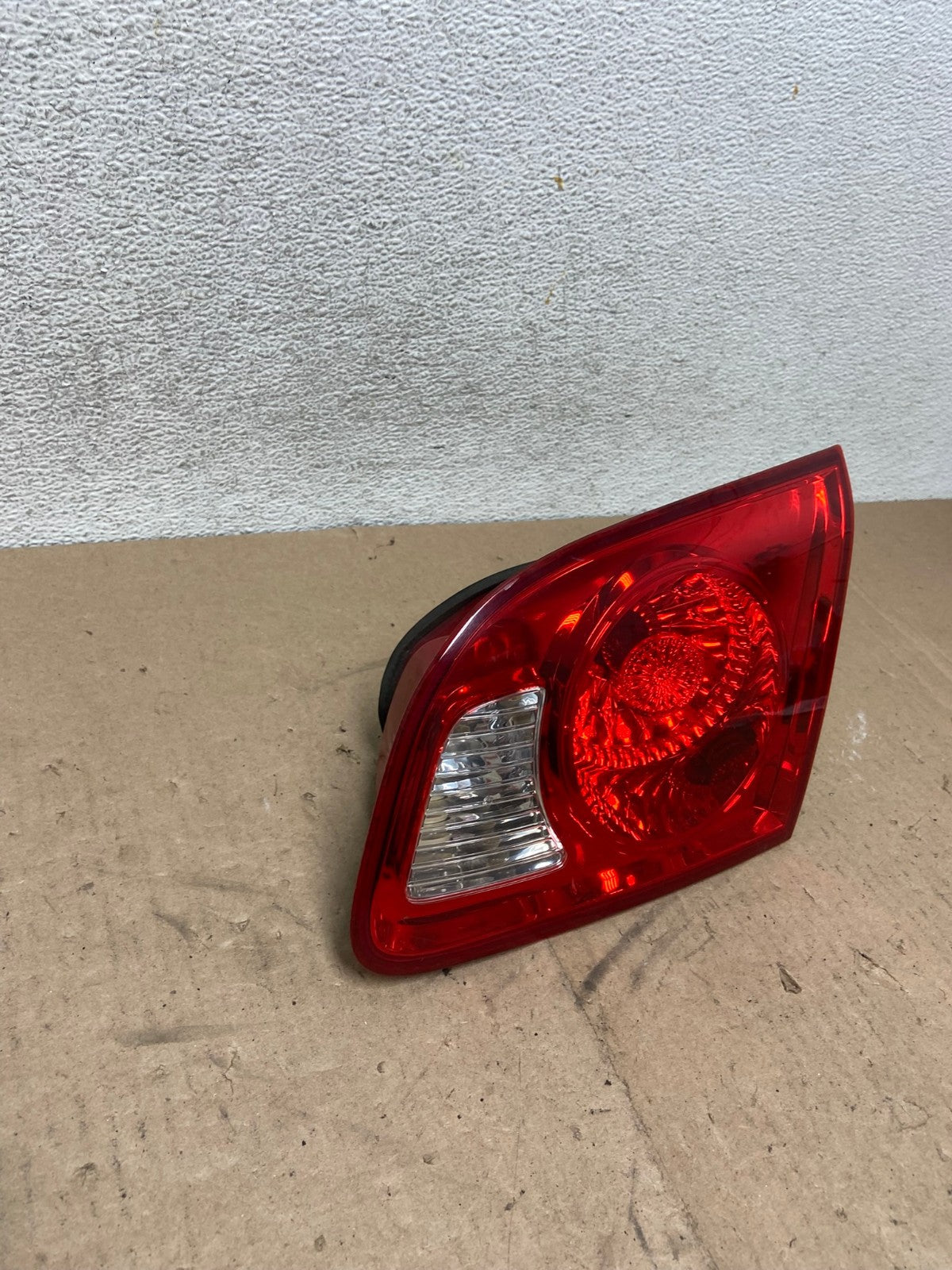 2007 2008 2009 Hyundai Santa Fe Right Passenger Tail Light Inner AG4880 LK5