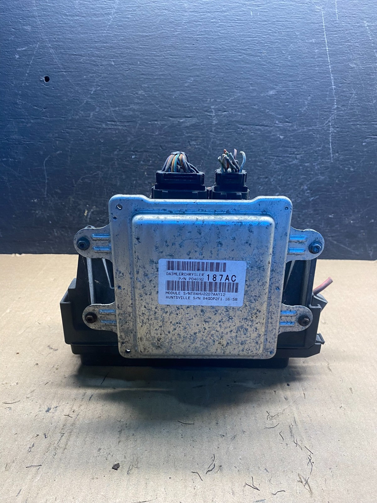2008 Dodge Durango Multifunction Unit Module Fuse Box Body Control AE7774 DW4