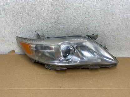 2010 - 2011 Toyota Camry Right Passenger RH Halogen Headlight AH7722 DW0