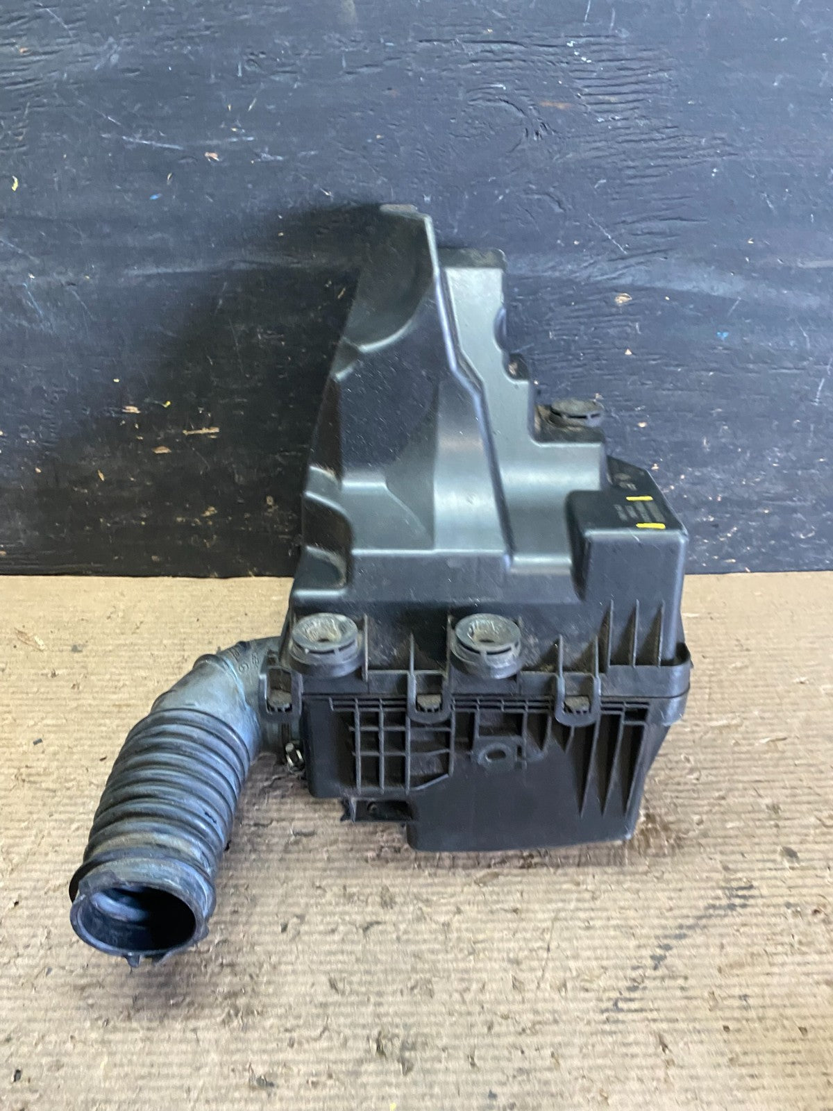 2019 to 2023 Mazda CX5 CX-5 2.5L T  Air Cleaner Box Filter Housing Oem s3612 DG7