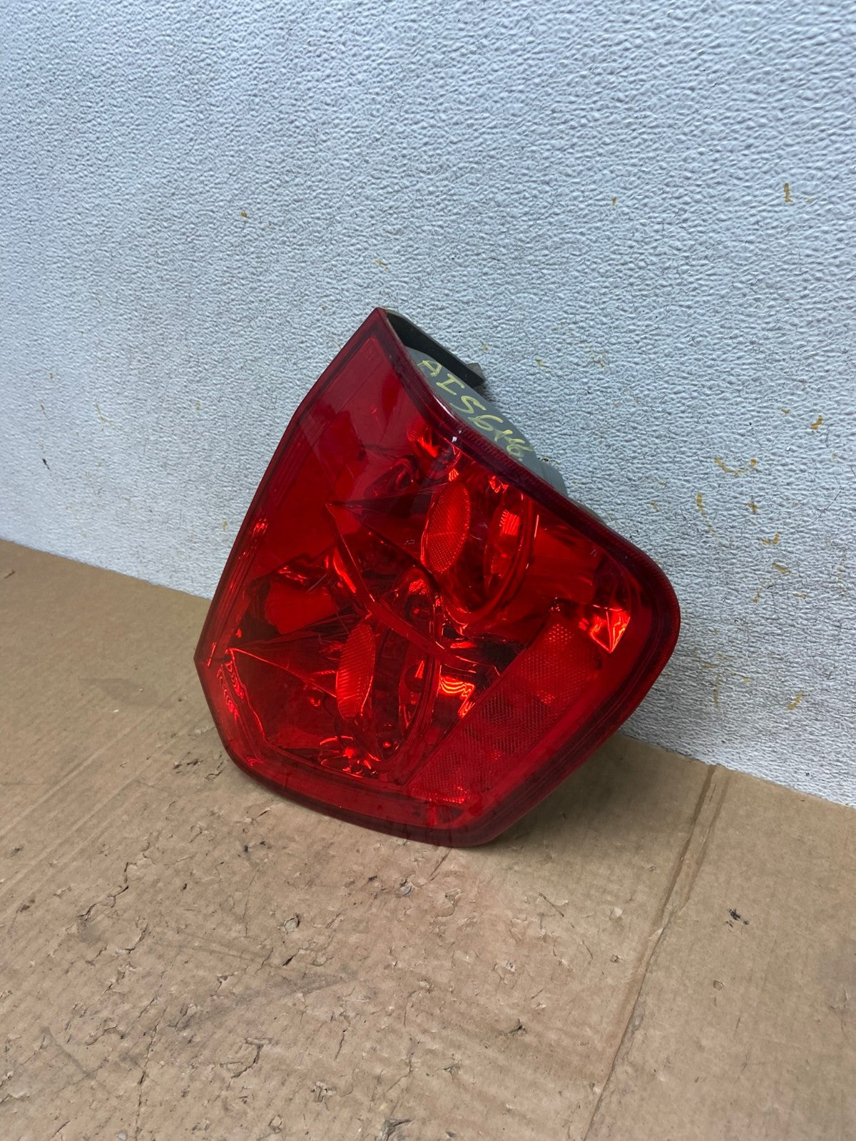 2003 2004 2005 Honda Pilot Right Passenger RH Side Tail Light AI5618 LK1