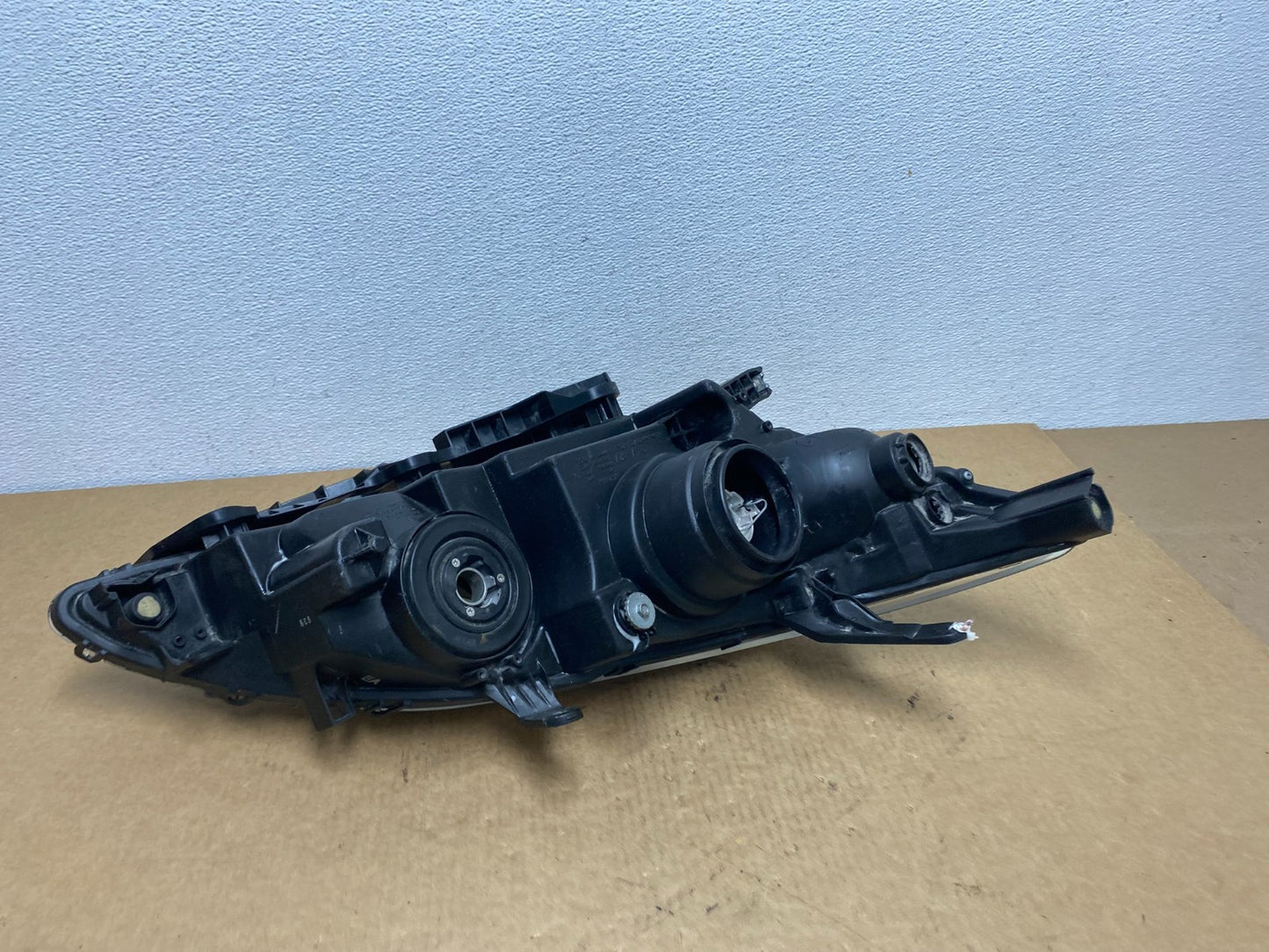 2006 to 2010 Lexus IS250 IS350 Left Driver LH Side Headlight Halogen AC1838 DG4
