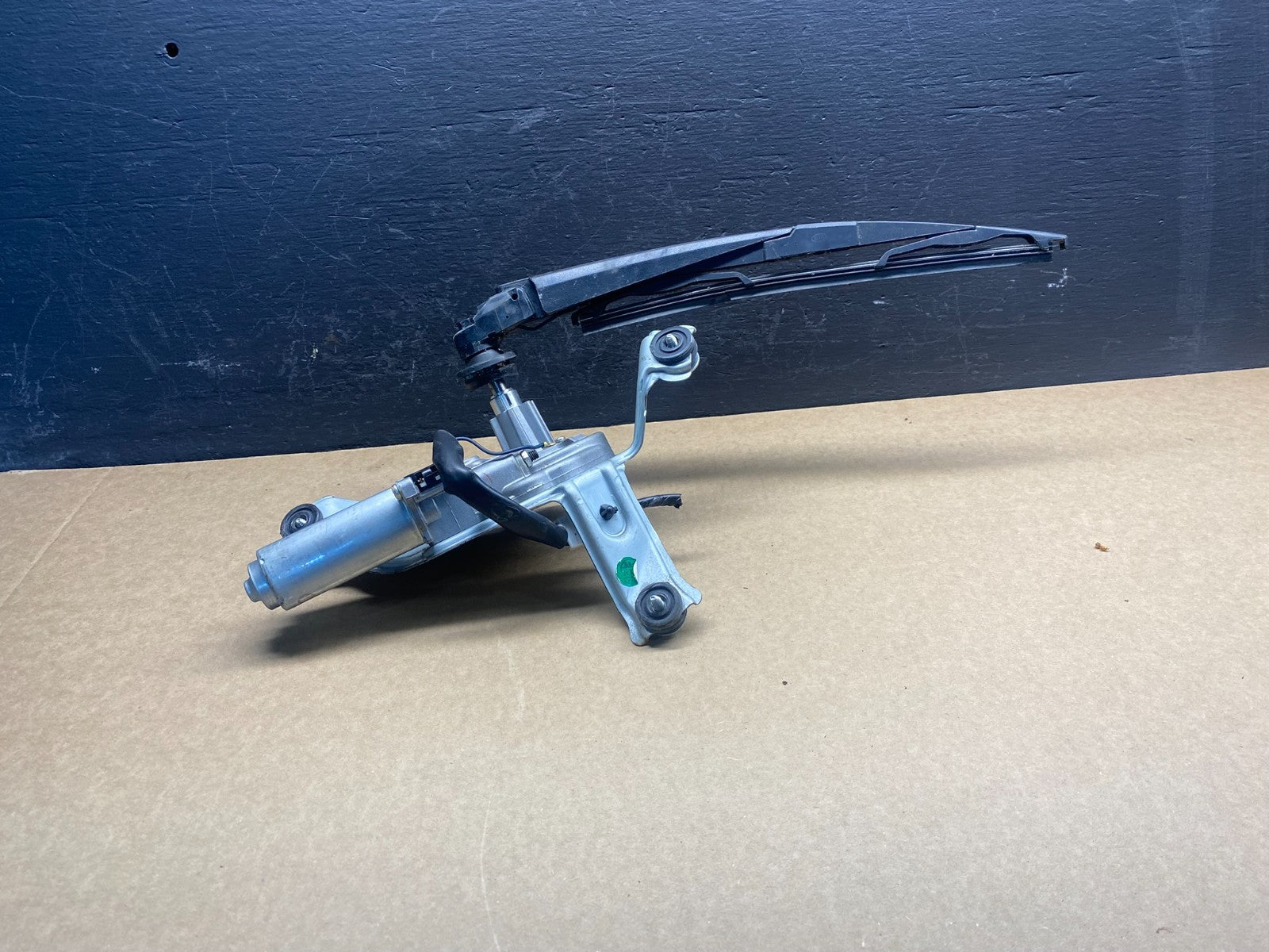 2012-2016 Kia Rio Rear Glass Windshield Wiper Motor AC7027 DG1