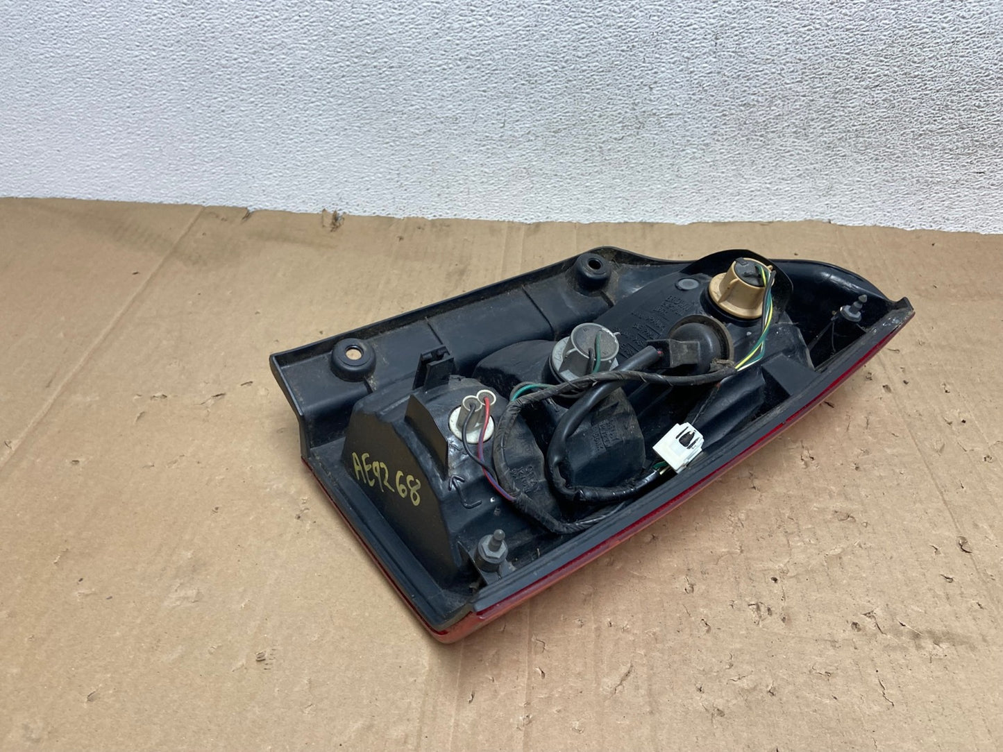 2005 to 2012 Nissan Pathfinder Tail light Left Driver Lh Side AE9268 LK4