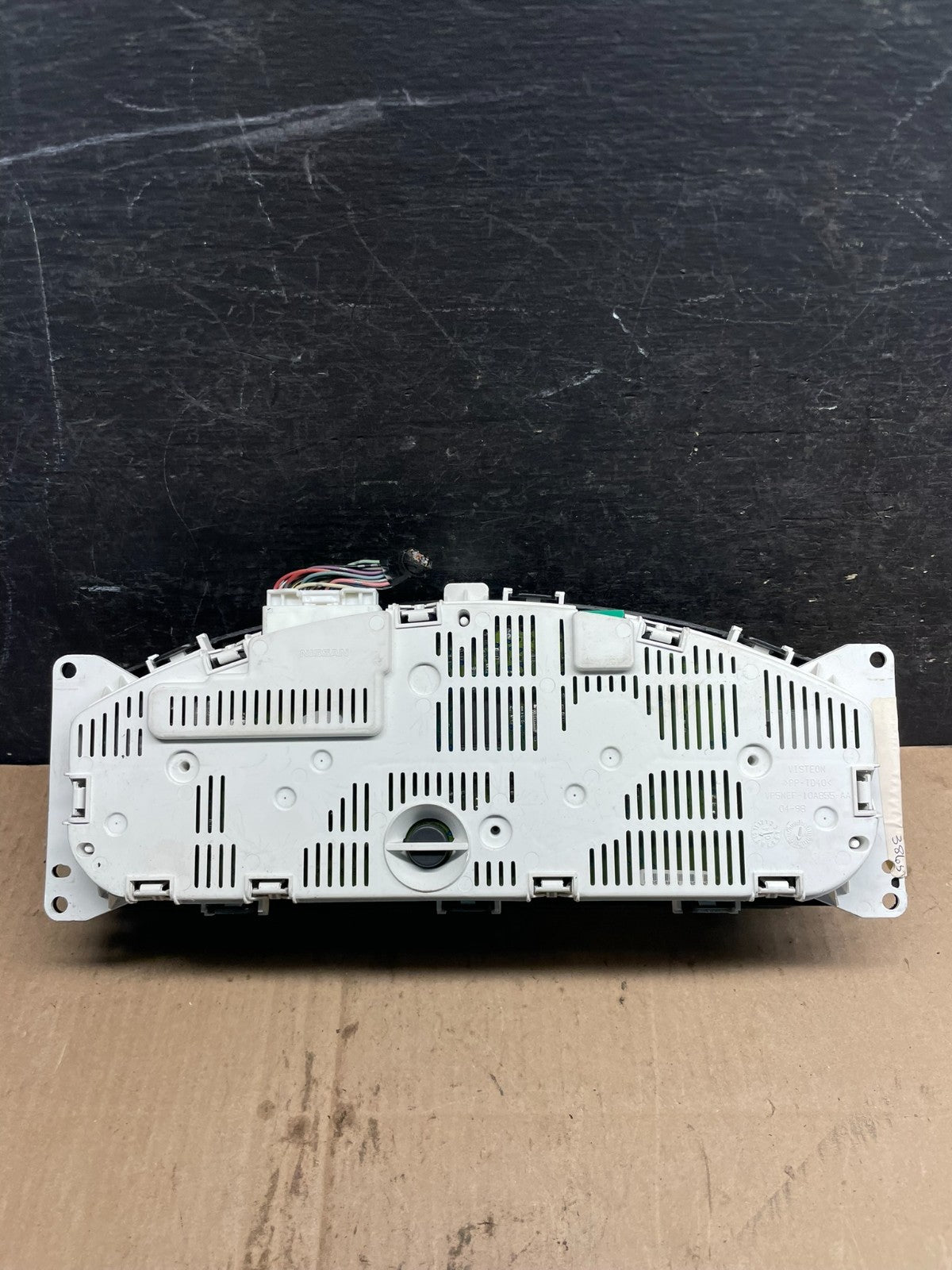 2005 to 2012 Nissan Pathfinder Xterra Frontier Speedometer Cluster Gauge T72645
