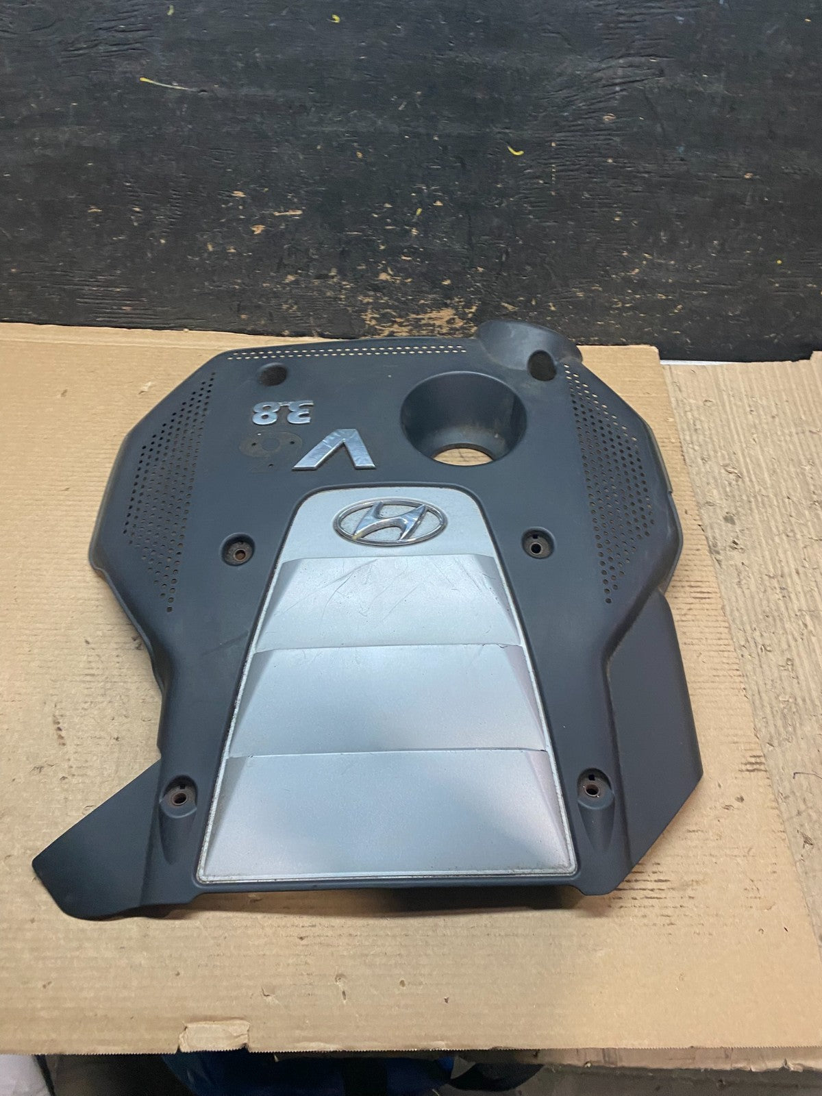 2006 to 2008 Hyundai Sonata V6 Engine Motor Shield Cover V9383 DG1