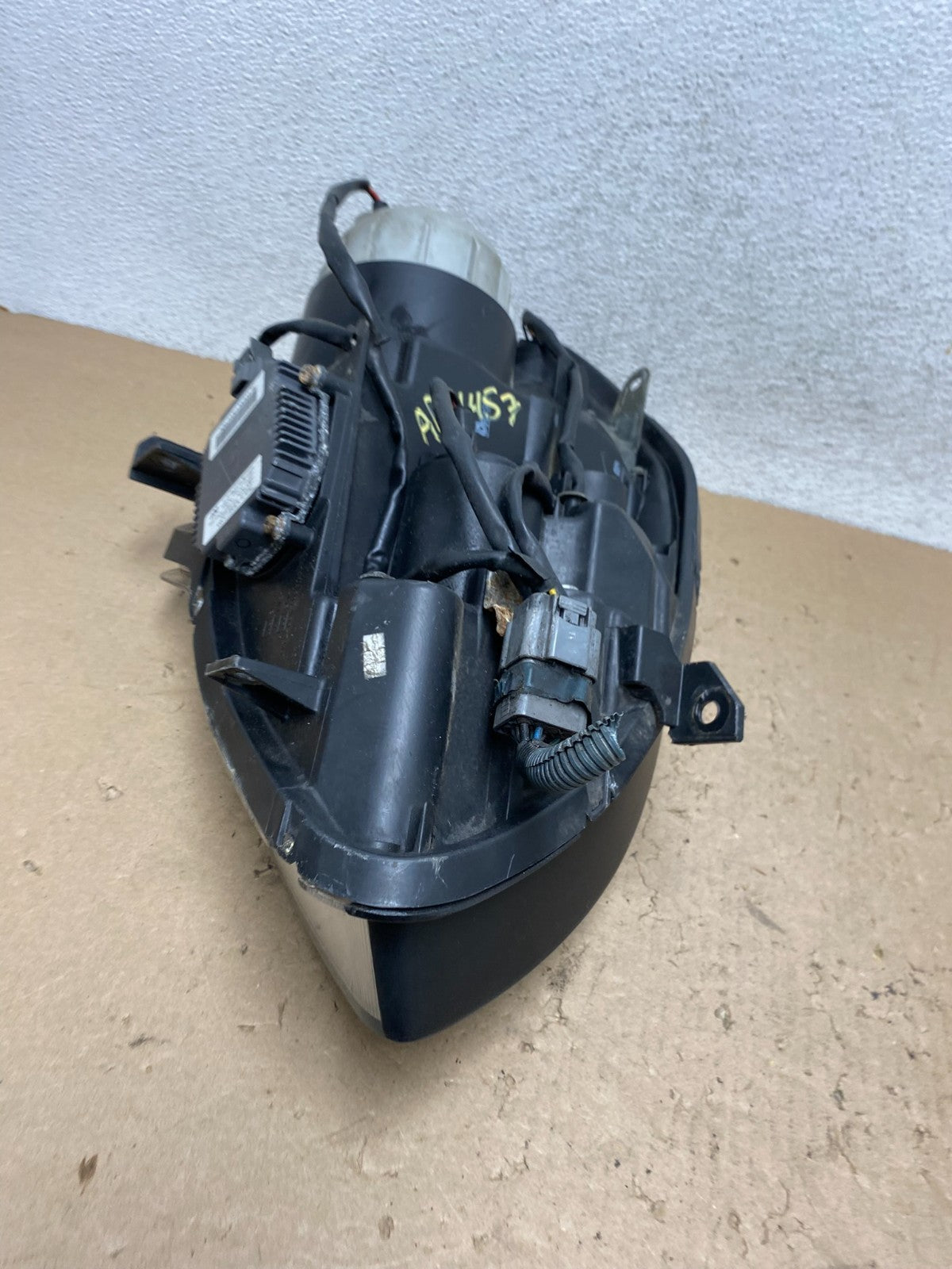 2004 to 2006 Nissan Maxima Left Driver Side Headlight Hid Xenon AG4457 DW5