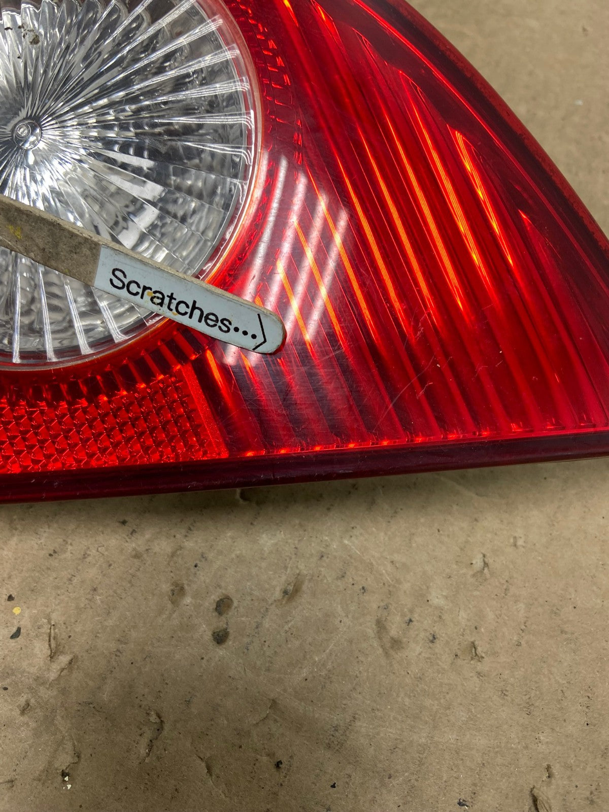 2003-2008 Toyota Corolla Inner Passenger Right RH Side Tail Light Oem AC1239 LK3