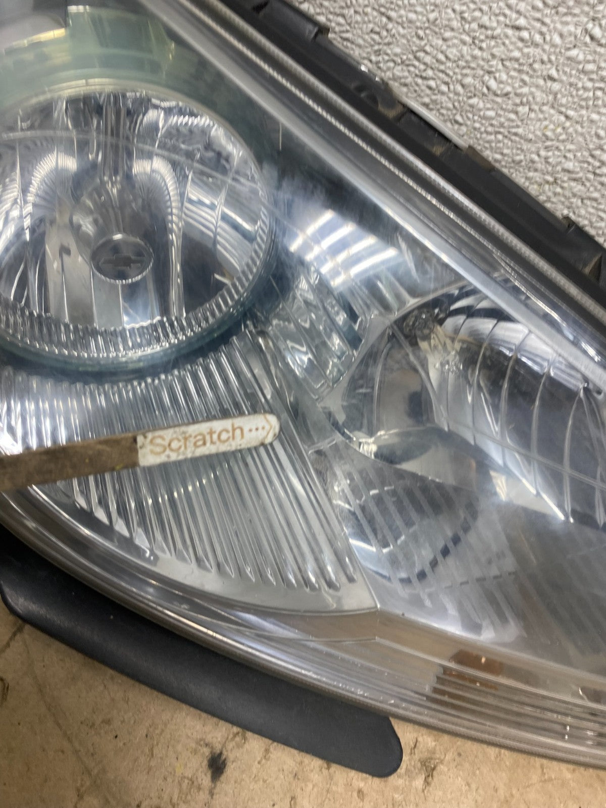 2008 to 2012 Chevrolet Malibu Left+Right Side Set Headlights Oem X2111 DW3