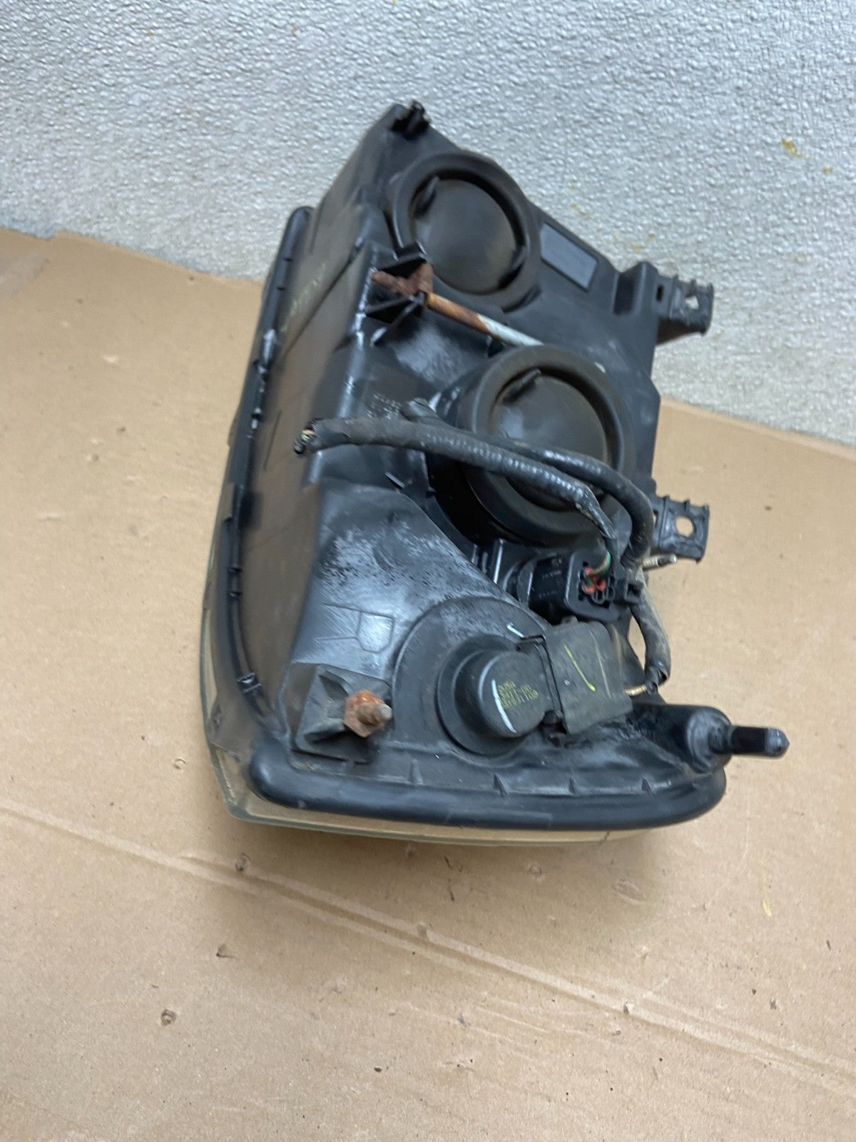 2003 - 2006 Ford Expedition Right Passenger Side Headlight Halogen Oem AA9934 DW6
