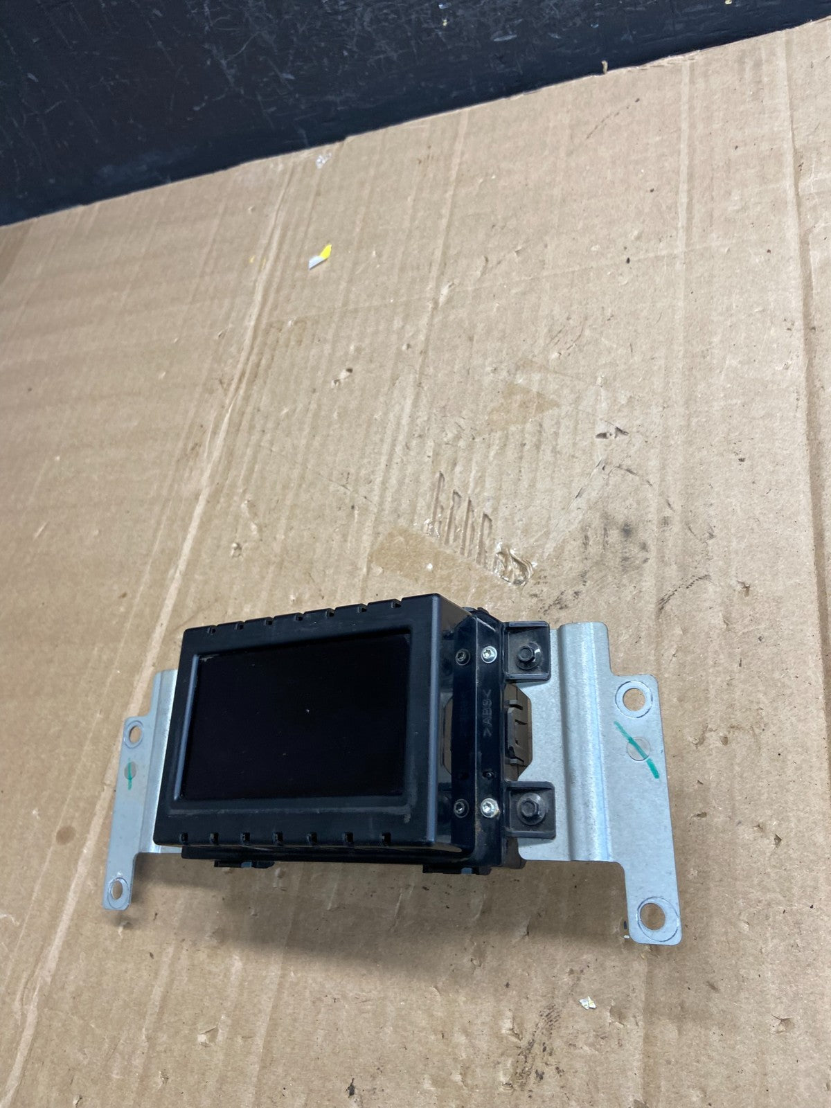 2012 to 2014 Ford Explorer Radio Information Display Screen AD7239 DG2