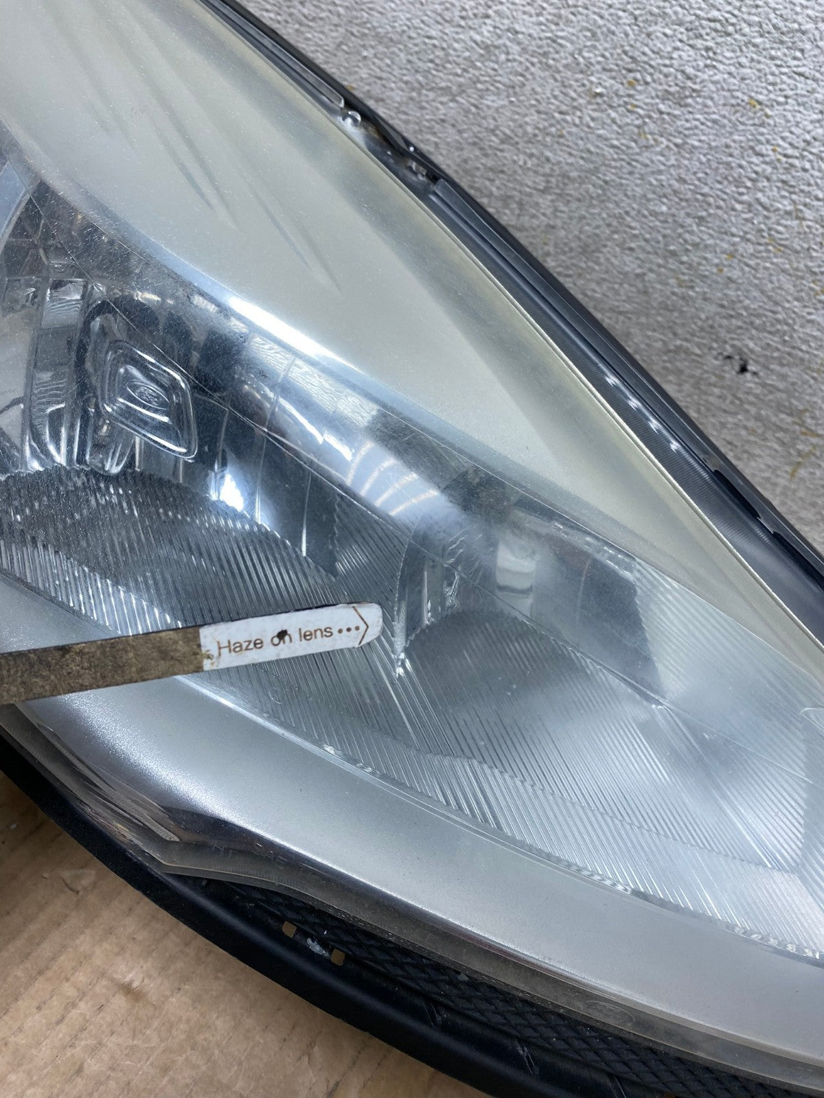 2013 - 2016 Ford Escape Headlight Right Passenger RH Side Halogen AI5790 LK4