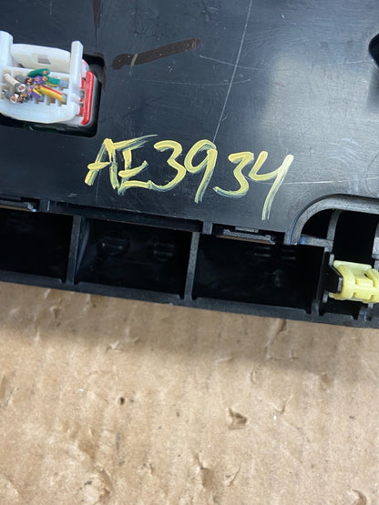 2010 - 2014 Subaru Outback Legacy A/C Heater Climate Control Unit AE3934 DG6