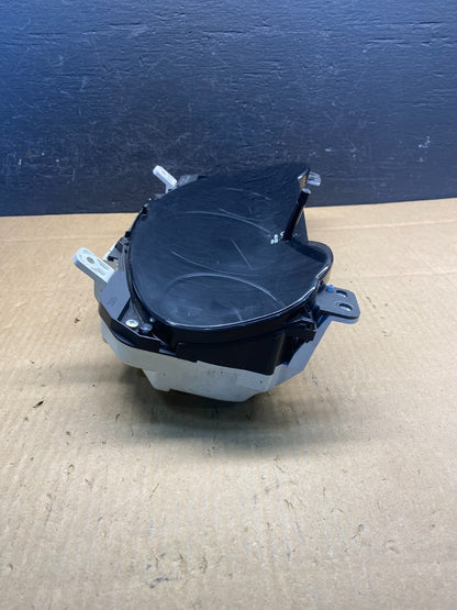 2008 2009 2010 Toyota Sienna Speedometer Cluster Gauge AD1600 DG2