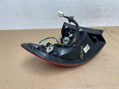 2010 to 2012 Hyundai Santa Fe Right Passenger RH Tail Light AE6805 LK5