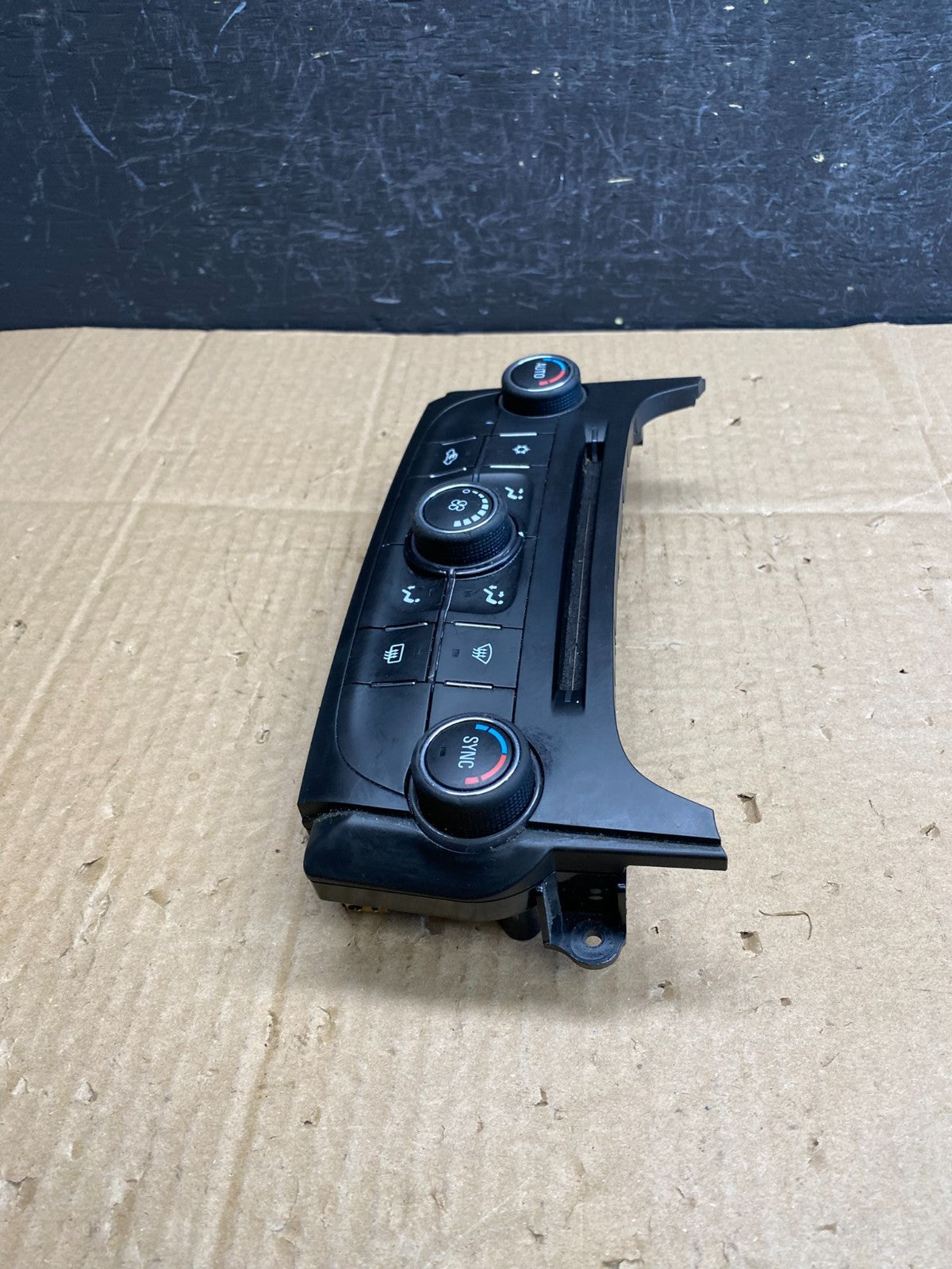 2014 2015 Chevrolet Malibu AM FM Radio Control Panel ac9474 DG2
