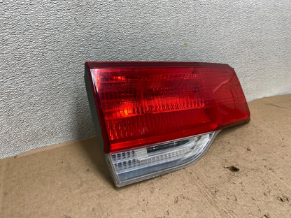 2008 to 2010 Honda Odyssey Left Driver LH Side Tail Light Inner AA51312