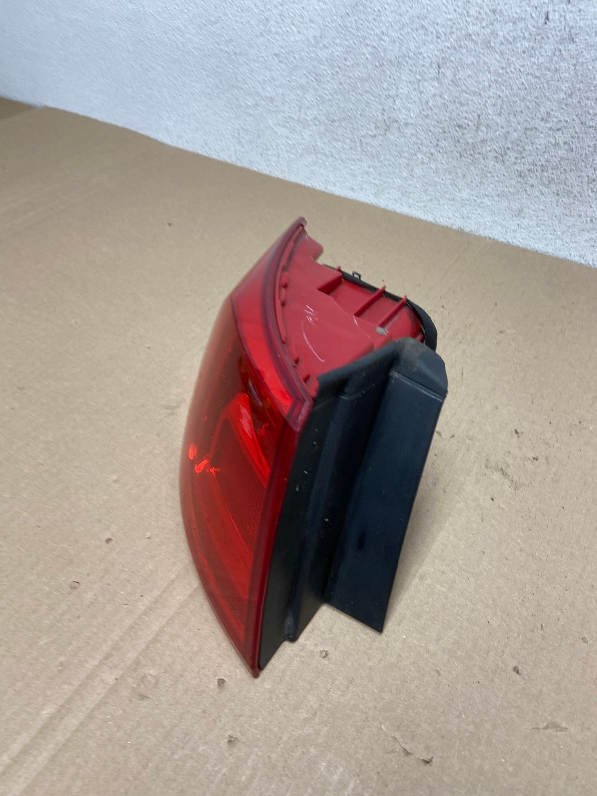 2011 to 2014 Volkswagen Jetta Left Driver LH Side Tail Light AE9452 LK1