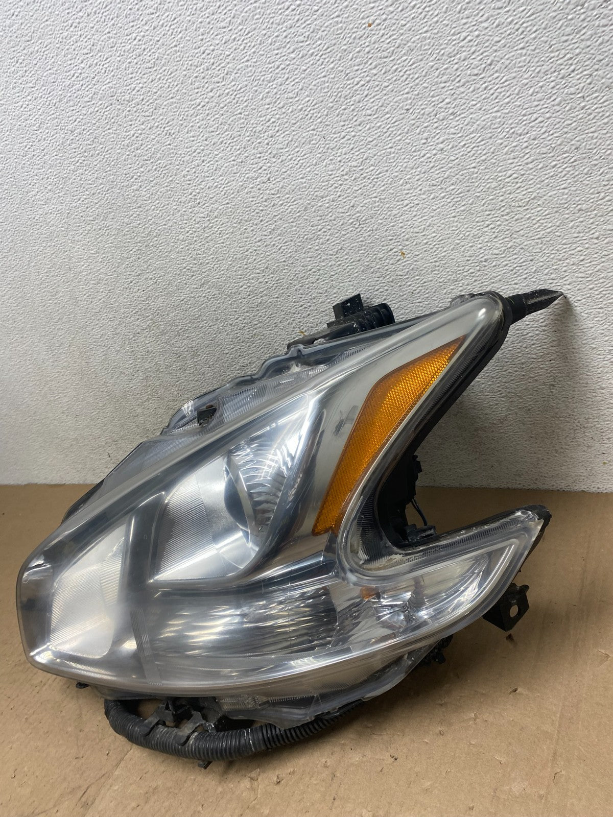 Halogen 2009 to 2014 Nissan Maxima Left Driver LH Side Headlight AG4820 DW2