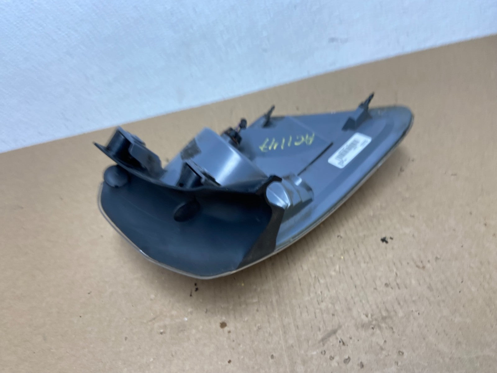 2007 to 2012 GMC Acadia Halogen Tail Light Right Passenger RH Side AC1147 DW5