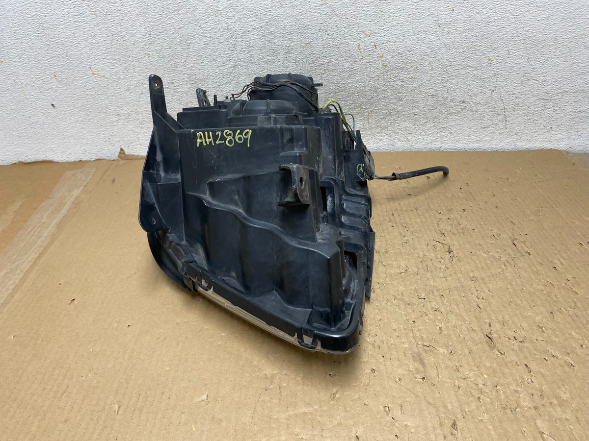 2010 to 2015 GMC Terrain Halogen Passenger Right Rh Side Headlight AH2869 DW8