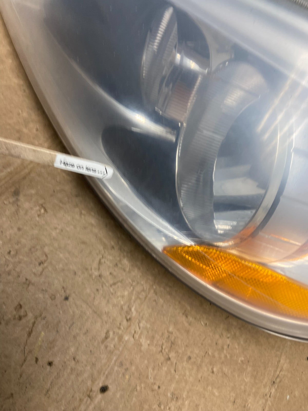 2011 to 2013 Volvo S60 Driver Left Side Headlight AA1657 PS3