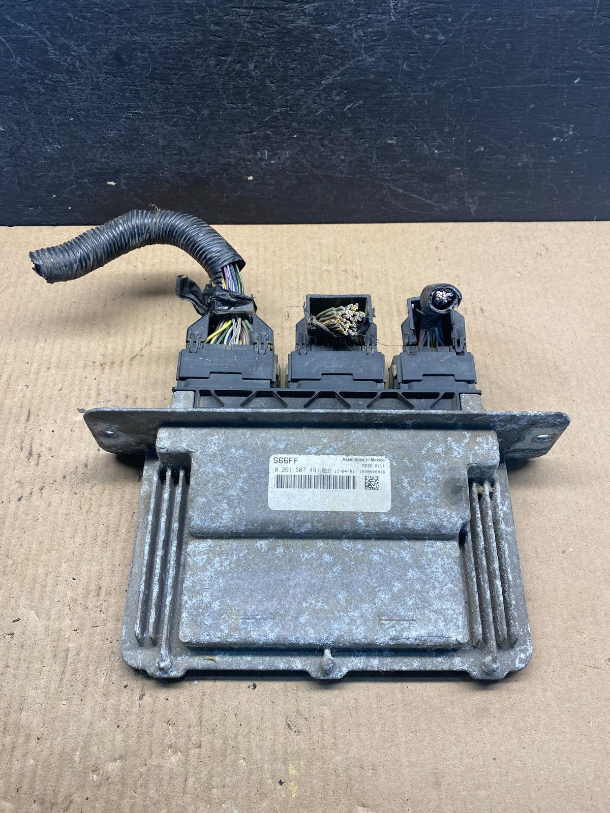 2011 2012 Ford Van E150 E250 5.4L Engine Control Module ECM ECU AE7371 DW0