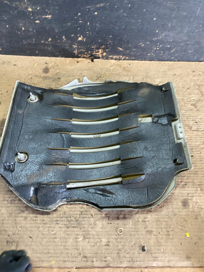 1999 to 2003 Oldsmobile Intrigue 3.5L V6 Engine Cover s5936 DG7