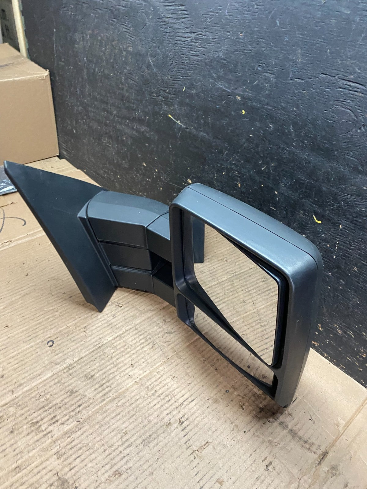 2004 to 2008 Ford F150 Right Passenger Mirror Extendable Dual Arm OEM V9835 MS8