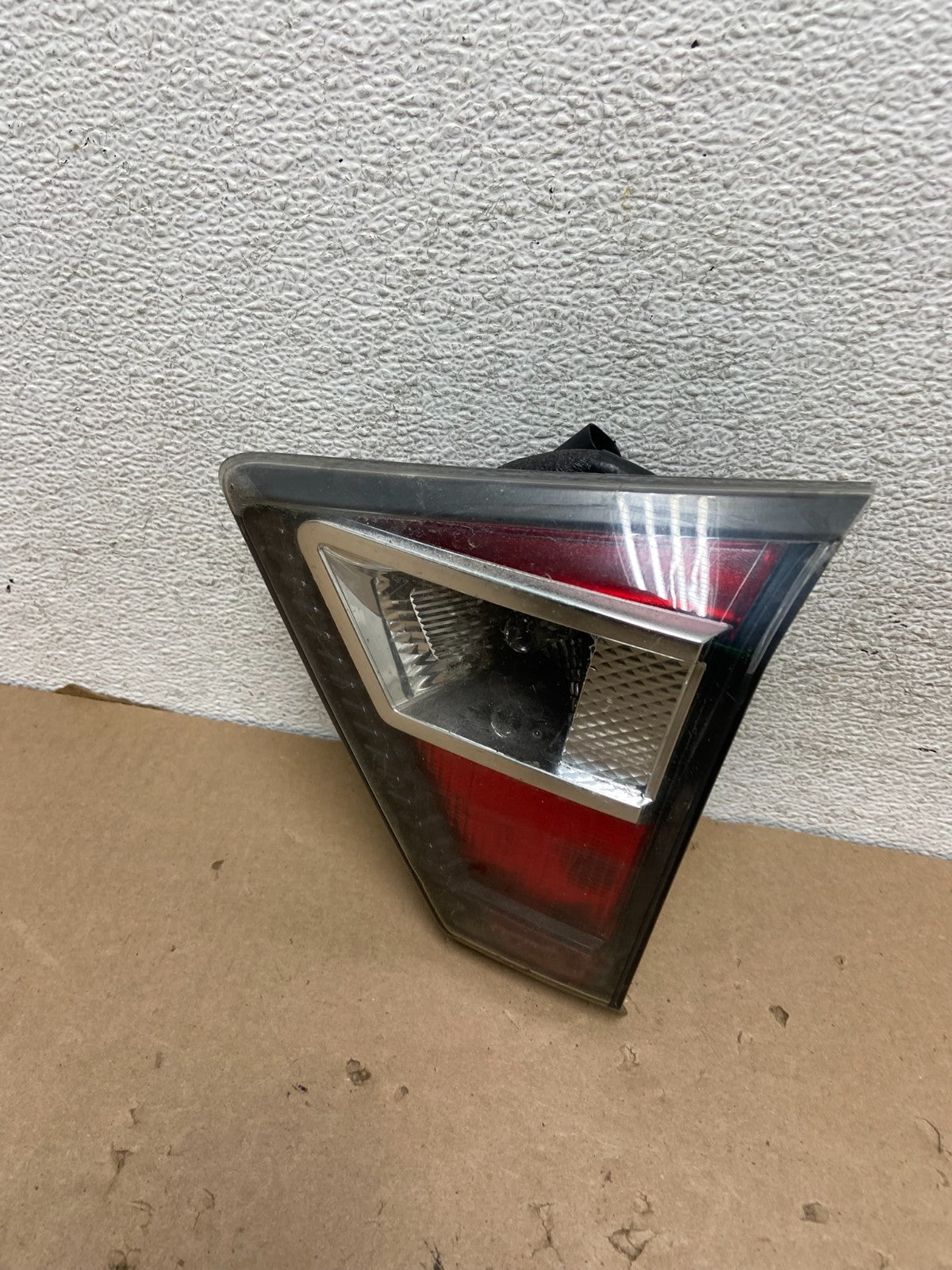 2017 2018 2019 Ford Escape Right Passenger RH Inner Tail Light AG43440