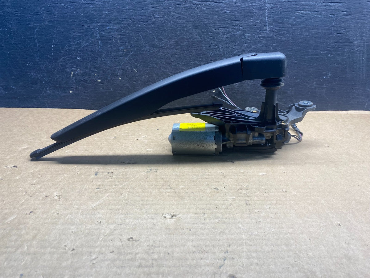 2011 to 2019 Ford Explorer Rear Windshield Wiper Motor AF6634 DG3